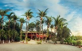 Hotel Laguna Del Cocodrilo